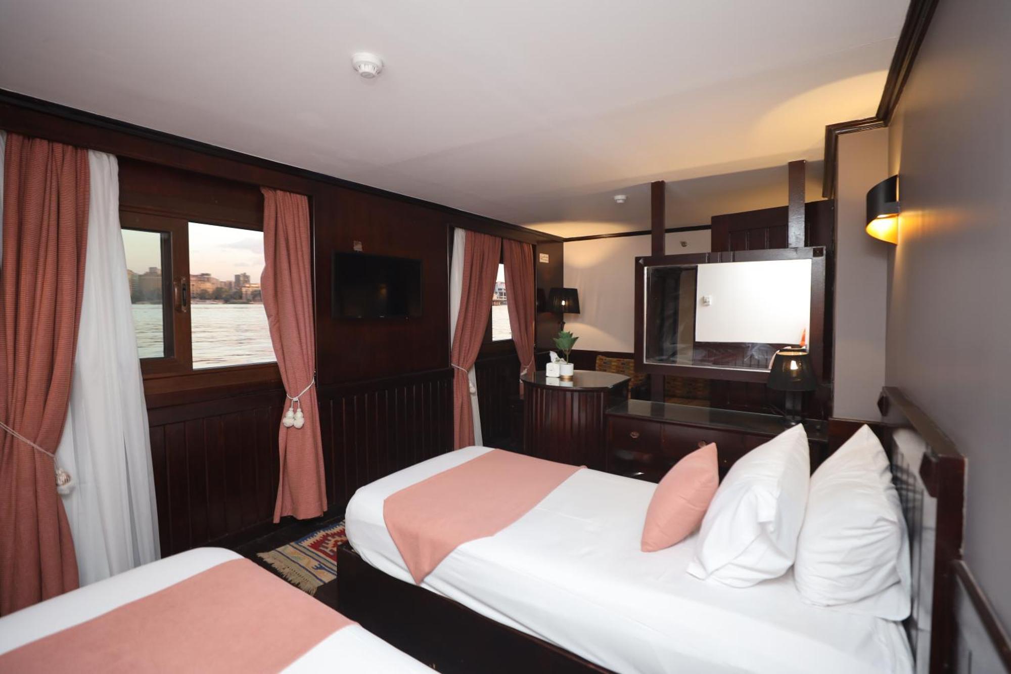 You Nile View Hotel Giza Exterior photo
